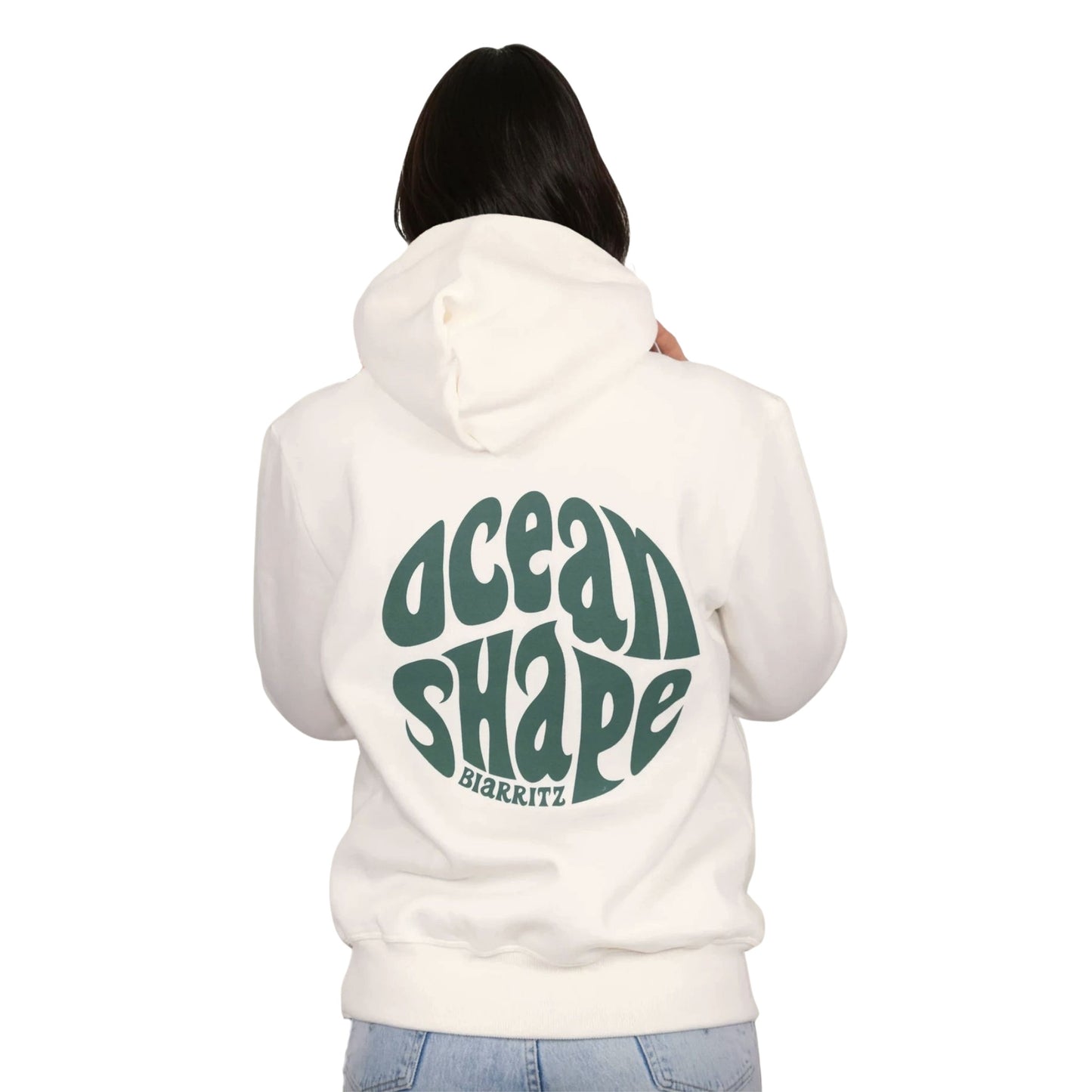 Sweat à capuche unisexe écru.
Petit logo bubble "ocean shape biarritz" vert dans le dos.
Vu de dos sur mannequin femme.