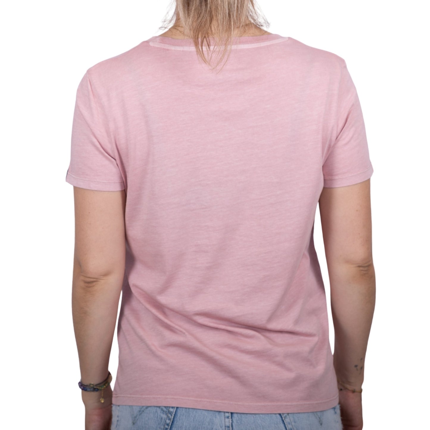 Tee-shirt femme en coton biologique rose pale vu de dos sur mannequin femme