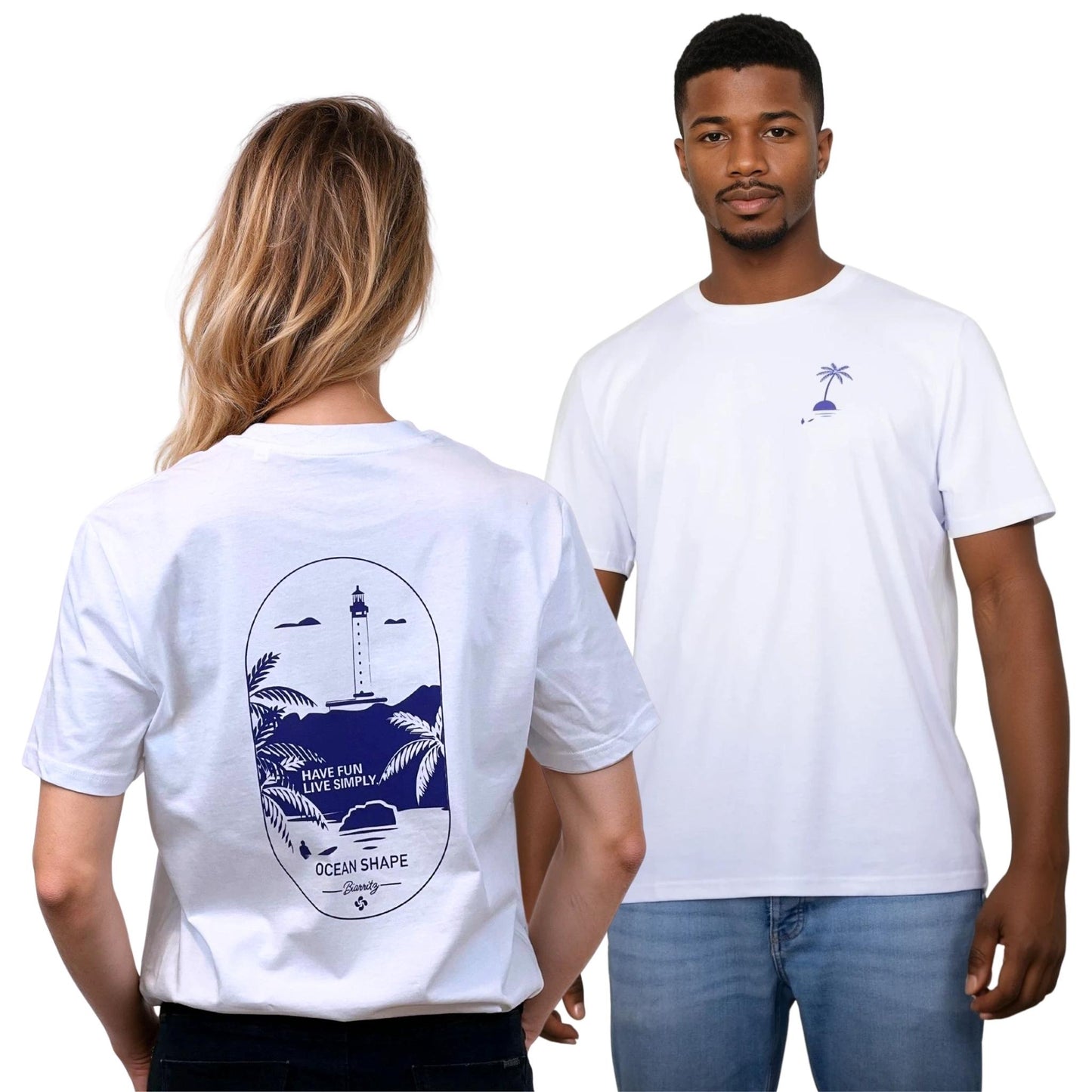 T-shirt unisexe blanc en coton biologique.
Devant : petit dessin palmier sur île bleu sur la poitrine gauche.
Dos : grand dessin phare de Biarritz bleu.
Vu de dos sur mannequin femme et de face sur mannequin homme.