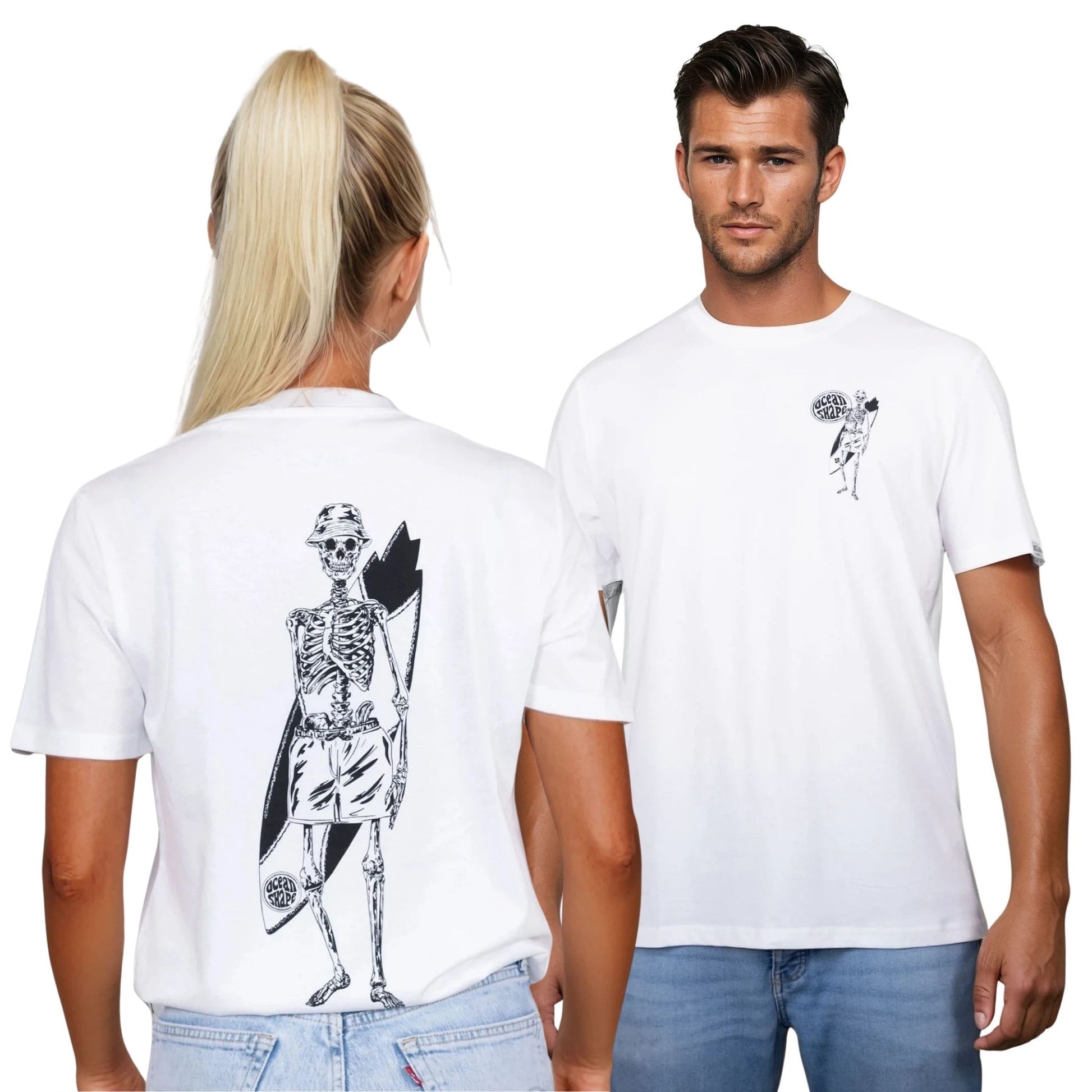 T-shirt unisexe en coton biologique blanc.
devant : petit dessin noir de squelette surfeur sur la poitrine gauche.
Dos : grand dessin noir de squelette surfeur.
Vu de dos sur mannequin femme et de face sur mannequin homme.